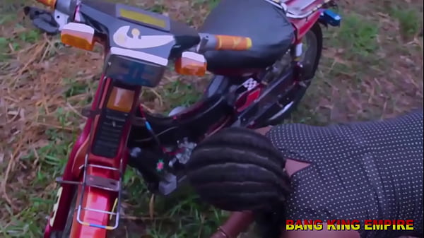 GANGSTER FUCK A VILLAGE KING WIFE