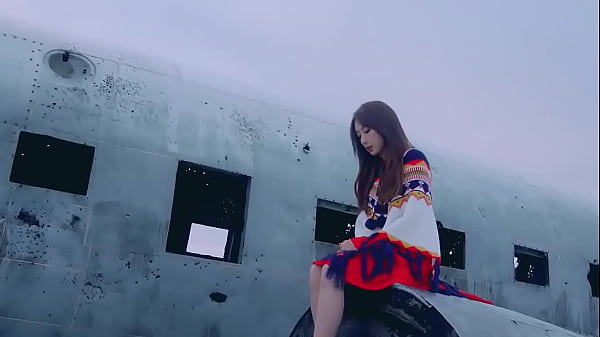 girl looking around in a taxi and sees a dove in snow  