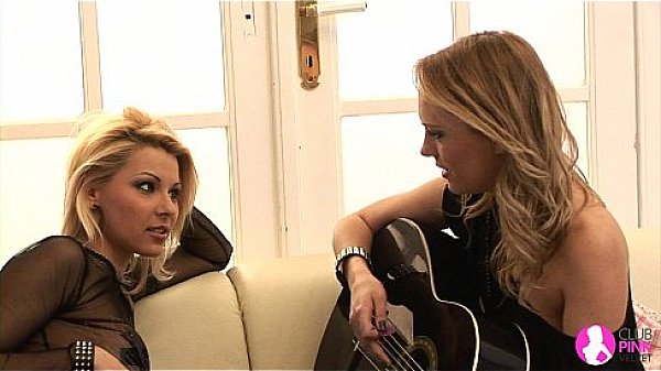 Viv Thomas Lesbian HD - Rock Chicks! 