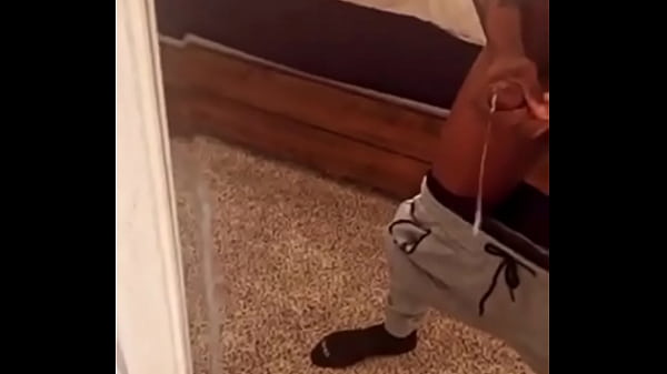 Easykimmy1 needs gooey sticky cum like a slut  