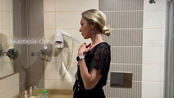 her pussy to orgasm. A neighbor came to the sexual moans of a neighbor.