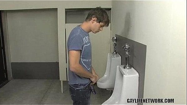 Two twinks fucking in a classroom