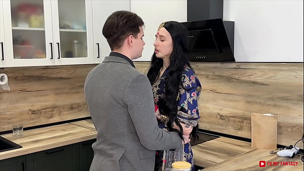 Desi Girl Pissing Video