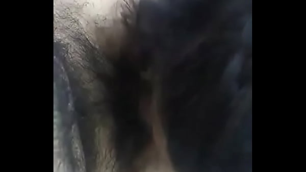 Me hace un oral en el trabajo