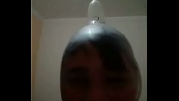 Camisinha na cabe&ccedil;a de cima 