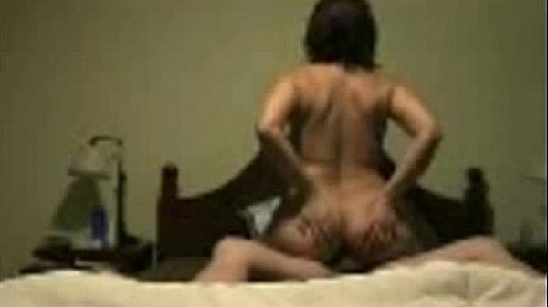 Cunhadinha rebolando no Pau  