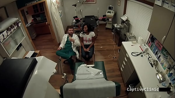 TSAyyyy What Are You Doing To Tori Sanchez?