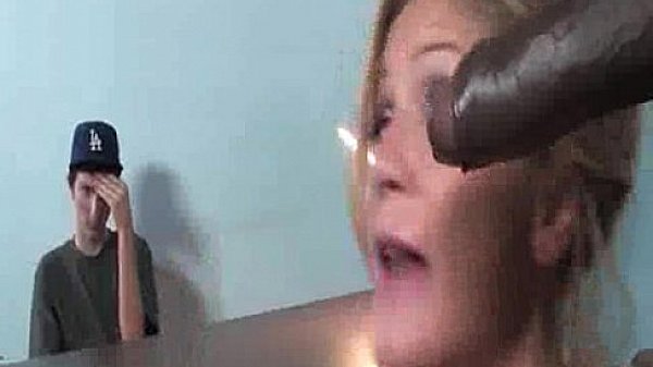 Hot Cougar Mom Get Black Cock Stuffed