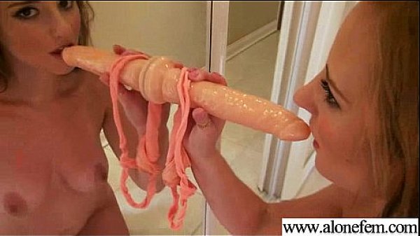 All Kind Of Things Are Use By Horny Girl Till Orgasm vid-22