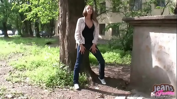 Tight Blue Jeans and Sexy Panties Videos 