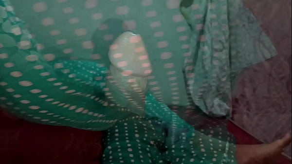 Indian Bhabhi's Hardcore ass fucking video in doggy style with clear Hindi audio moaning 