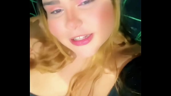 Olha como essa novinha dan&ccedil;a gostoso