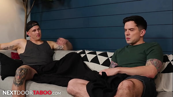 Stud Stepbro Brock Kniles Railed 