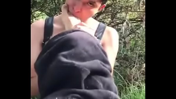 Con un chacal en el parque  