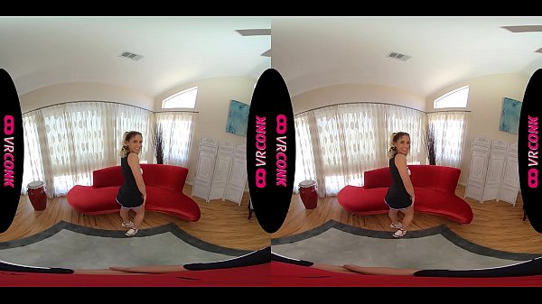 VRConk College cheerleader has very unique dick sucking skills