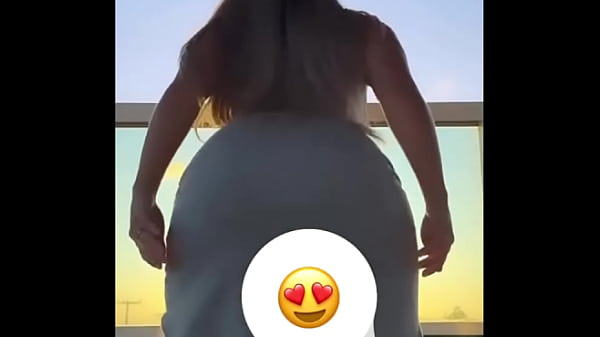 Gostosa Dan&ccedil;ando Sensual 