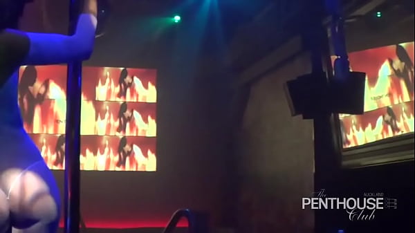 Sexy and Nude Strippers rock your night - The Penthouse CLUB  