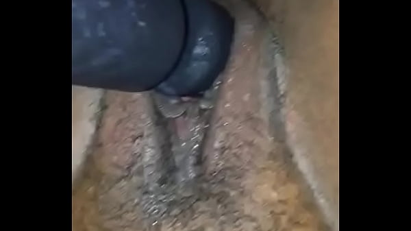 Buceta cheia de porra