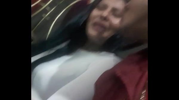 Despu&eacute;s de la fiesta follando a mi cu&ntilde;ada toda peda y caliente, termin&oacute; abriendo las nalgas