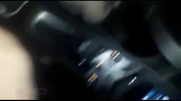 Sexo no carro do uber  