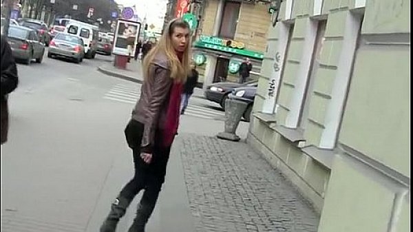 Public fuck with a hot chick