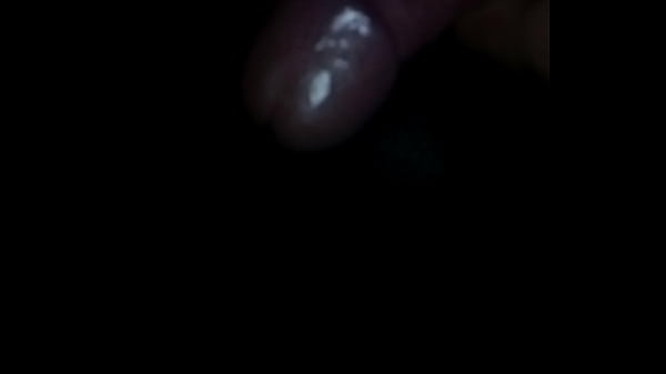 Masturbando mi peque&ntilde;o pene  