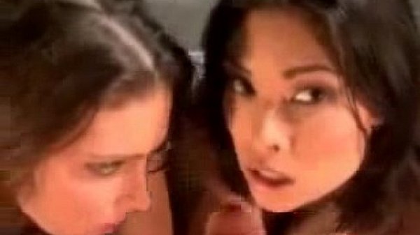 Randy Slut Tera Patrick & Her Friend Suck Dick D37