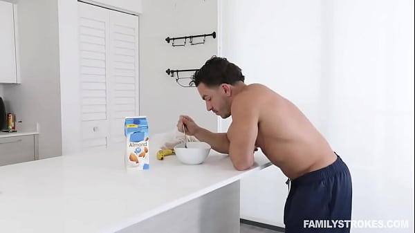 stepsis's pussy was leaving juice. Something wet in my hand also felt. But there was no lubrication in this wet water. Out of curiosity I looked with my hands up, it was b.. That means today a little b. came out of my stepsis's pussy from my t