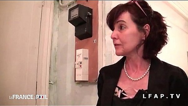 Une bonne mature salope en lingerie grave defoncee et sodomisee