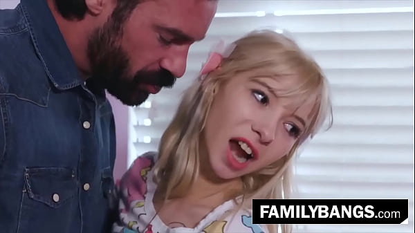 Pretty Litle Mocker Teen Stuffed by Correct Father ⭐ FamilyBangs.com