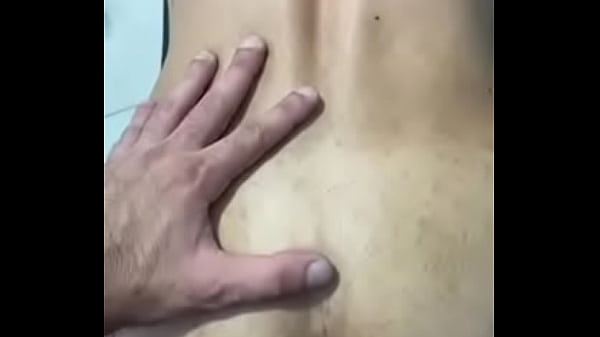 Barbeiro levando rola do cliente 