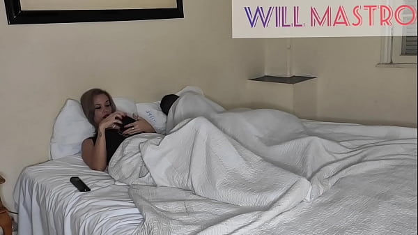 Fetiche com putaria e muito leite na cara 