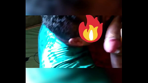 Pedreiro me deu de mamar  