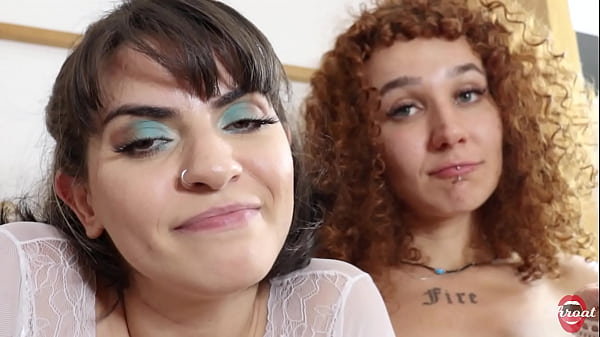 I caught my husband masturbating para minha friend. So I brought her in for a double blowjob