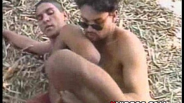 Gentlemens-gay - MountingTheBigOne - scene 1