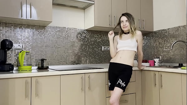 My stepsister's ass was drilled hard by my friend and she squirted all over the kitchen