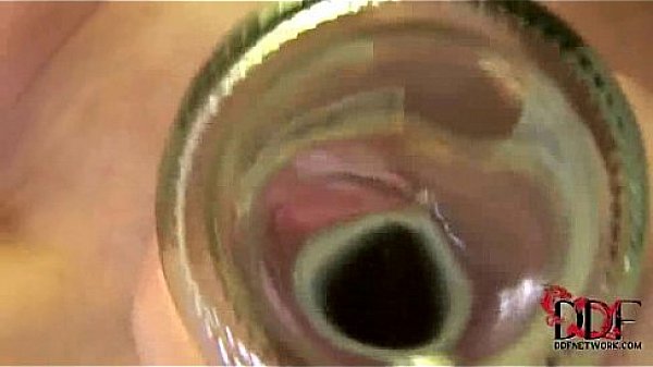 Hot girls peeing hot golden jets of wee over each other