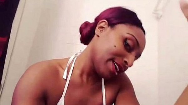 Wet shower video dancing to Lil Uzi ft Playboi Carti -Left right