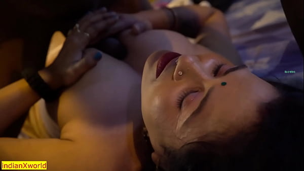 Indian Millionaires wife fantasy sex at resort! One night stand Sex