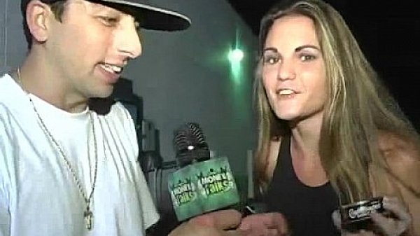 Amateur Chick Takes Money For A Fuck 28