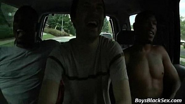 Soothing blowjob for a black construction worker dude 05