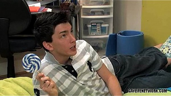 Colby London drills Skyelr Bleu 