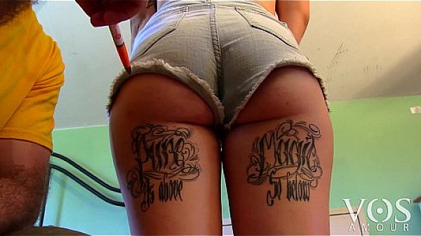 Let's shake that booty! Behind The Lens - VosAmour Girl Dawn!