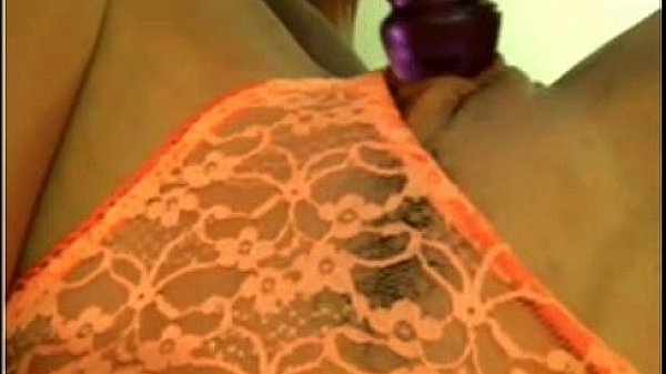 Hot milf drills her wet pussy live on webcam  