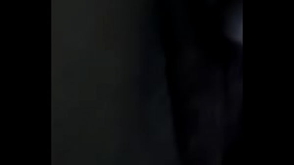 Plix massageando a bucetinha