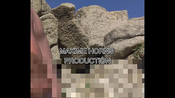 HOT HOLIDAY DOGGING EXHIBITION DADDY SUCKS ME AND MAKES ME CUM HARD