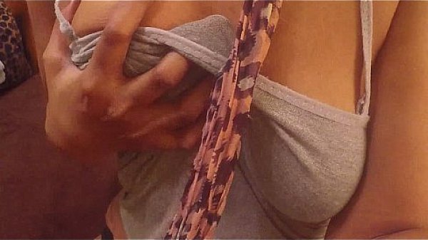 Indian girl showing her big ass to her boyfriend's friend