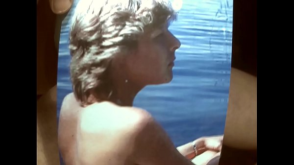 hot cumslut gets a huge load on her face and body by Kater xxx 