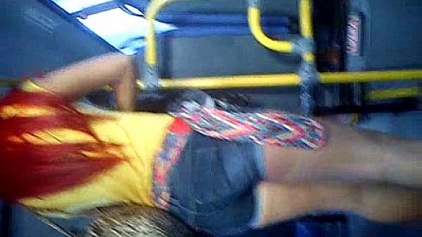 novinha safada no onibus em Recife