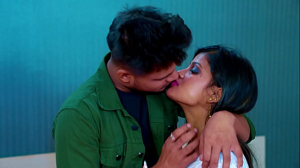 Naughty devar Bhabhi enjoyed hardcore sex in the private room